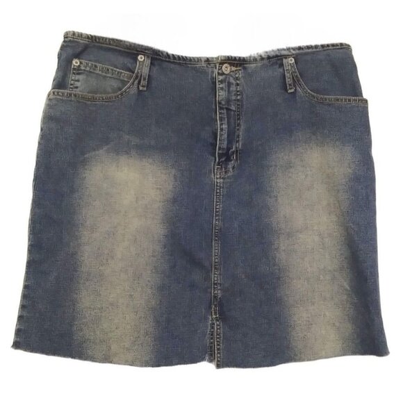 Lazer Plus Size XL Mini Skirt Womens Vintage Denim Faded Distress Wash Raw Hem - Picture 2 of 8